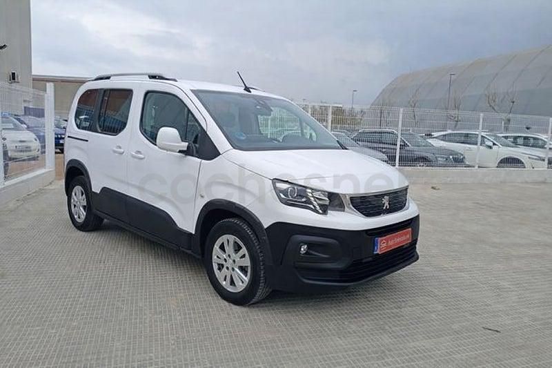 Usado Peugeot Rifter Allure 100 CV (73 kW) 2019 Blanco Monovolumen