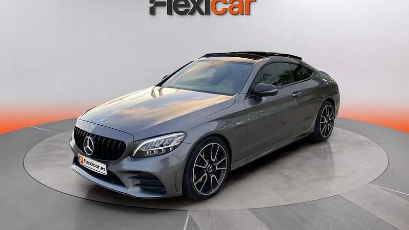 Usado Mercedes C220 194 CV (142 kW) 2018 Gris Coupe