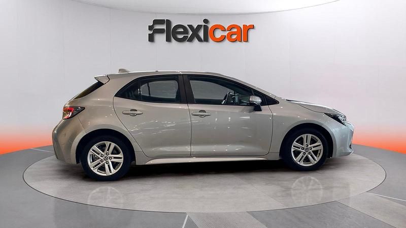 Usado Toyota Corolla Active 122 CV (89 kW) 2022 Gris Utilitario