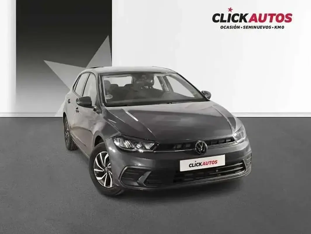Usado VW Polo Life 95 CV (69 kW) 2025 Gris Utilitario
