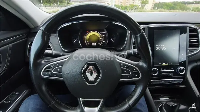 Usado Renault Talisman Zen 150 CV (110 kW) 2019 Negro Familiar