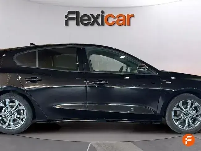 Usado Ford Focus ST-Line 155 CV (114 kW) 2024 Negro Berlina