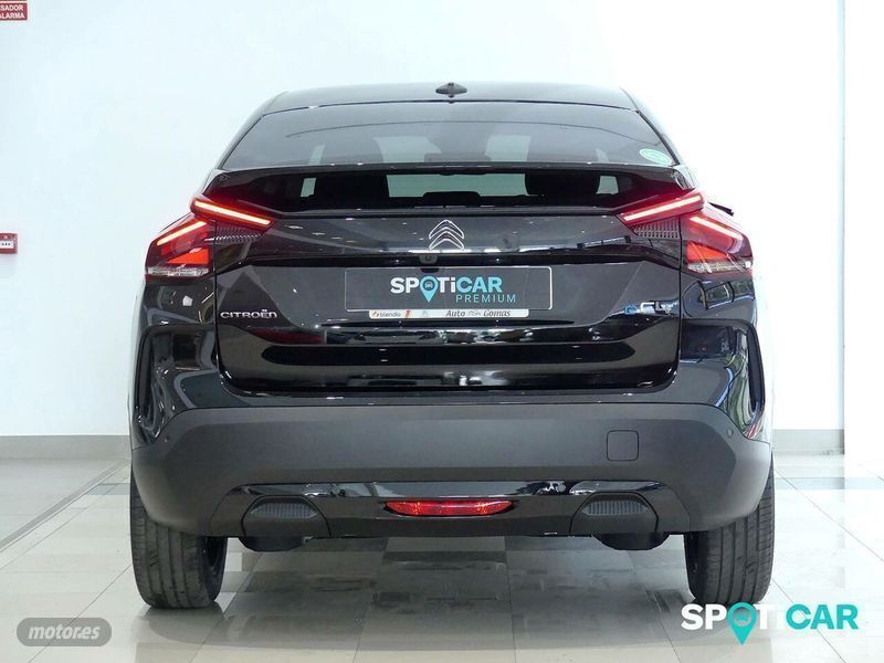 Usado Citroën e-C4 Shine 100 kW (136 CV) 2021 Negro Berlina