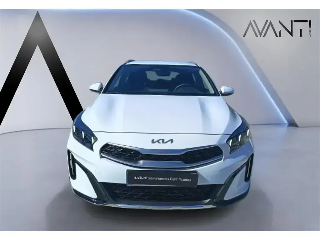 Begagnad Kia XCeed 116 HK (85 kW) 2025 Vit SUV