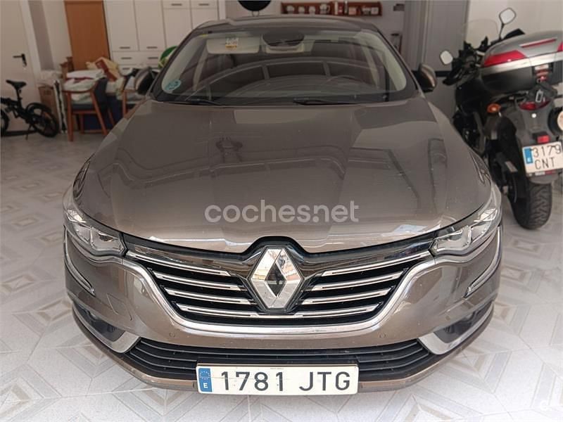 Usado Renault Talisman Zen 130 CV (95 kW) 2016 Gris / plata Berlina