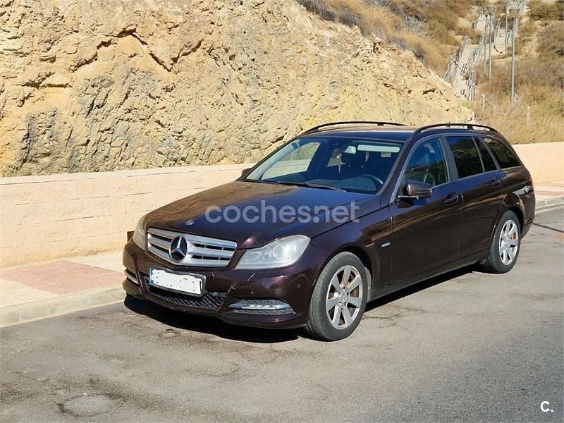 Marrón Usado 2011 Mercedes C200 Familiar | 9900 € (Caro) - Imagen 1/3