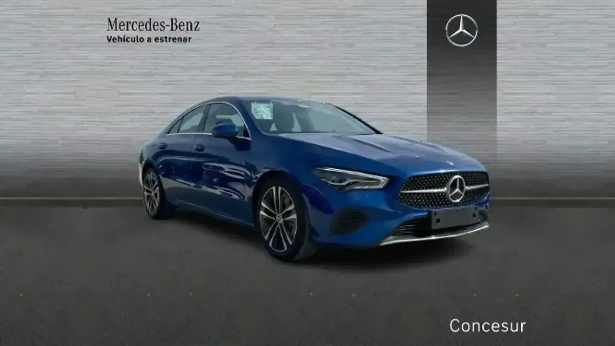 Nuevo Mercedes CLA200 150 CV (110 kW) 2025 Azul Berlina