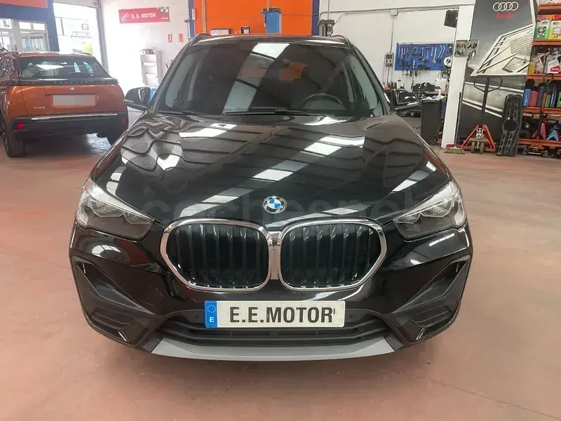 Usado BMW X1 Comfort Edition 150 CV (110 kW) 2020 Negro SUV