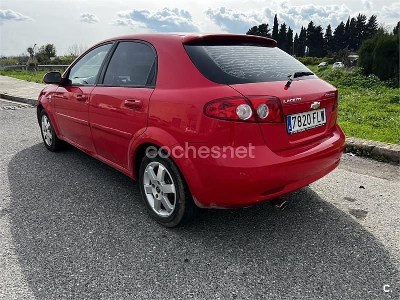 Usado Chevrolet Lacetti CDX 109 CV (80 kW) 2007 Rojo Berlina