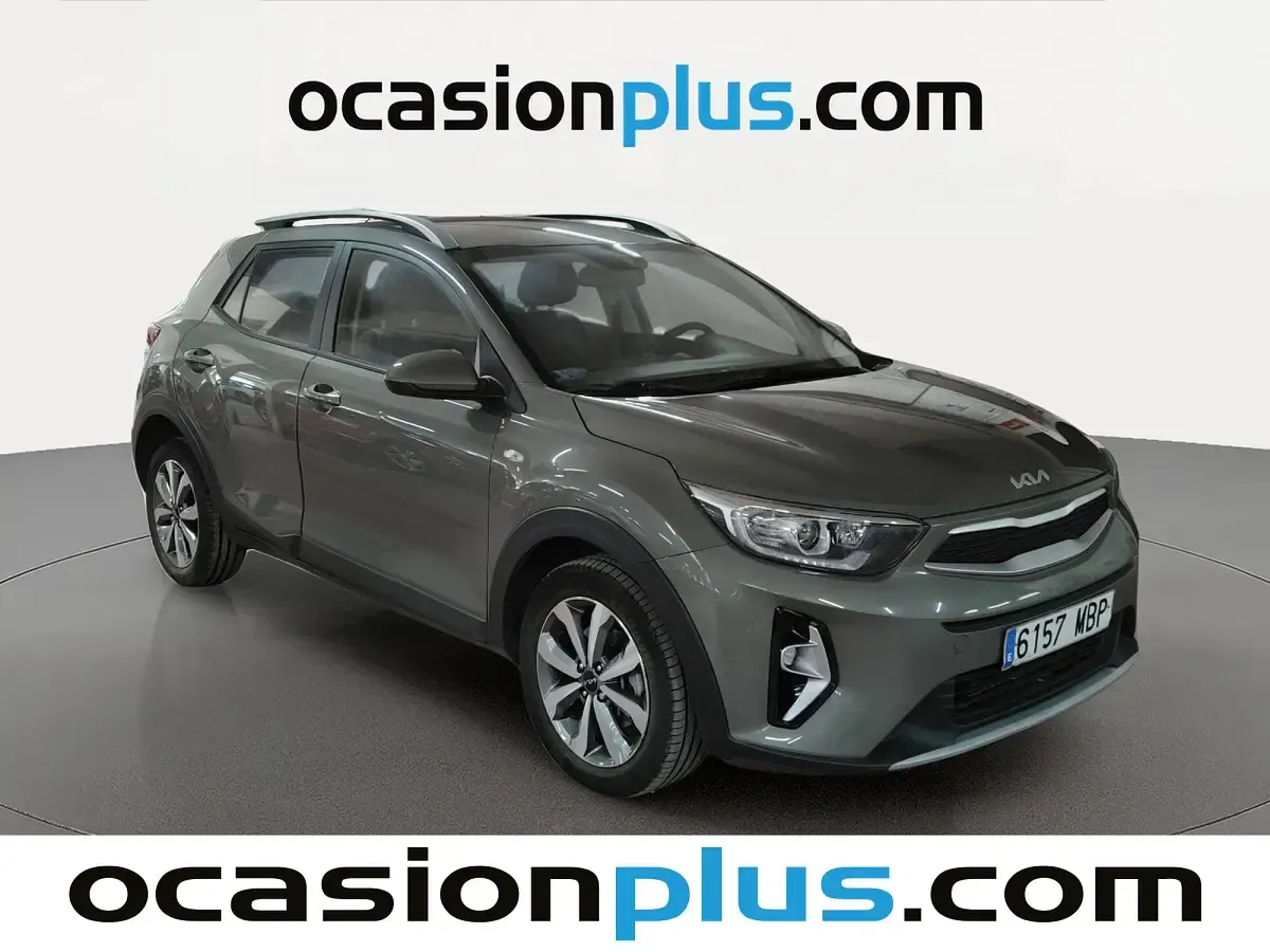 Usado Kia Stonic 101 CV (74 kW) 2022 Verde SUV