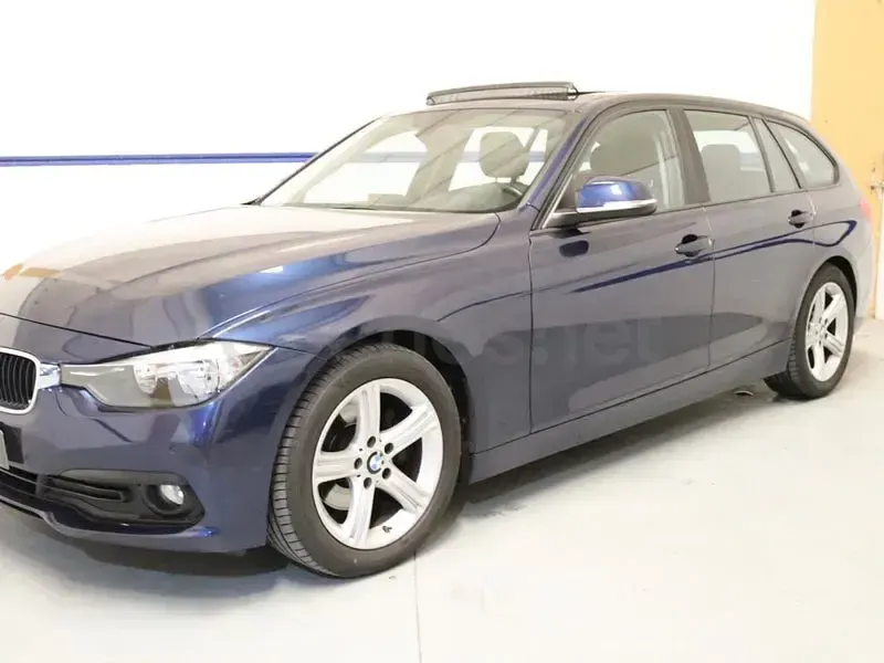 Usado BMW 320 Comfort Edition 190 CV (139 kW) 2017 Azul Familiar