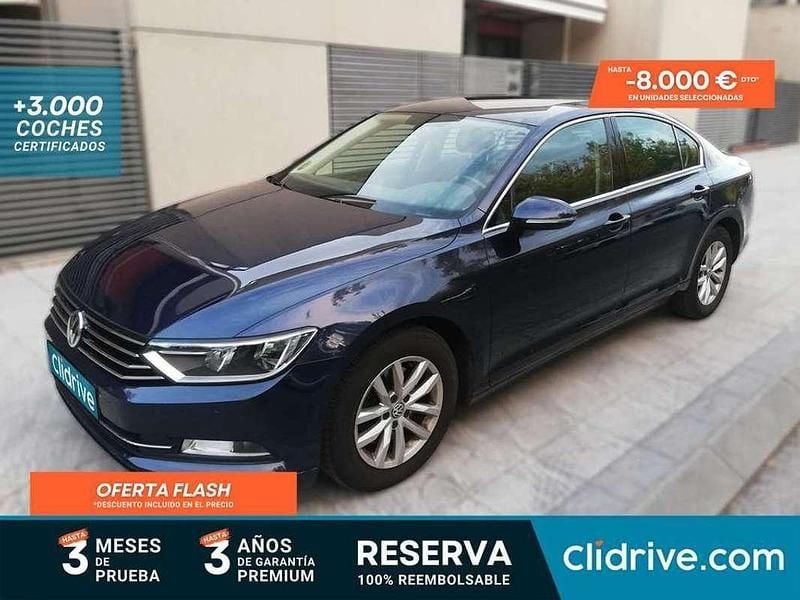 Azul Usado 2017 VW Passat Advance Berlina | 14.990 € (Buen precio) - Imagen 1/3