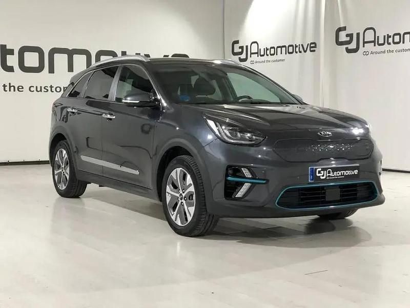 Usado Kia Niro 150 kW (204 HP) 2020 Cinzento SUV