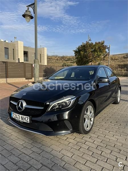Negro Usado 2016 Mercedes A200 Urban Berlina | 14.000 € (Precio justo) - Imagen 1/4