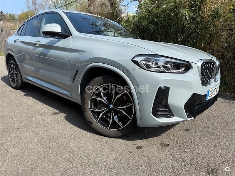 Usado BMW X4 Comfort Edition 190 CV (139 kW) 2022 Gris / plata SUV