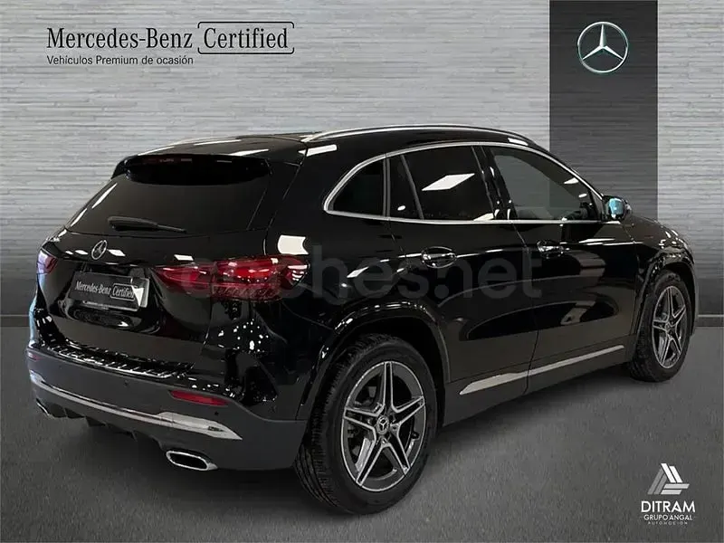 Usado Mercedes GLA200 163 CV (119 kW) 2025 Negro SUV