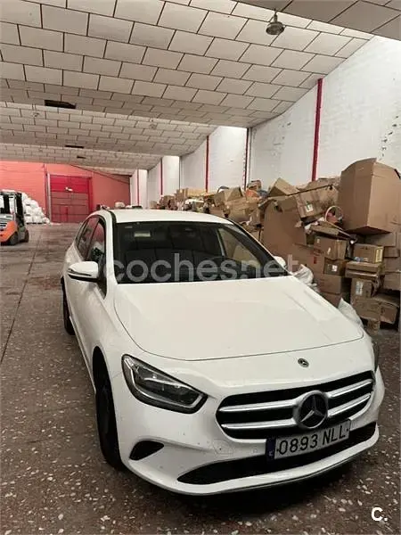 Usado Mercedes B200 150 CV (110 kW) 2021 Blanco Utilitario