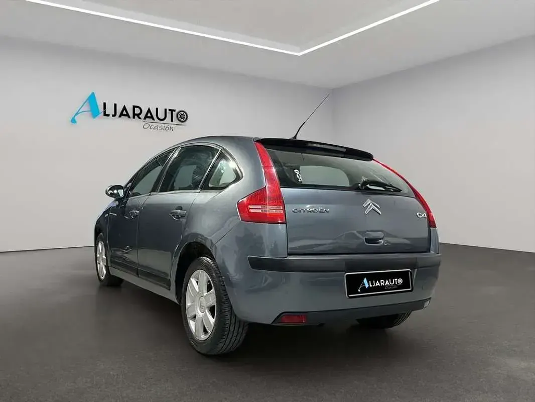 Używany Citroën C4 110 KM (80 kW) 2007 Szary Sedan/Limuzyna