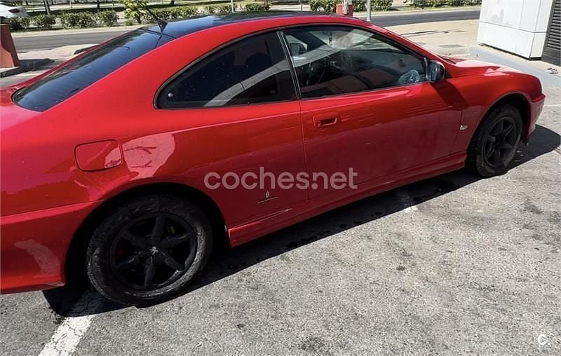 Usado Peugeot 406 Coupe 138 CV (101 kW) 2000 Rojo Coupe