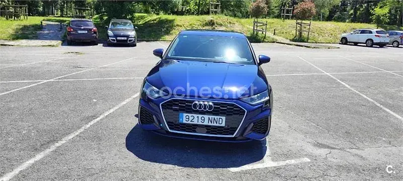 Usado Audi A3 S-Line 150 CV (110 kW) 2022 Azul Berlina
