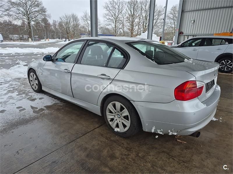 Usado BMW 320 150 CV (110 kW) 2005 Gris / plata Berlina