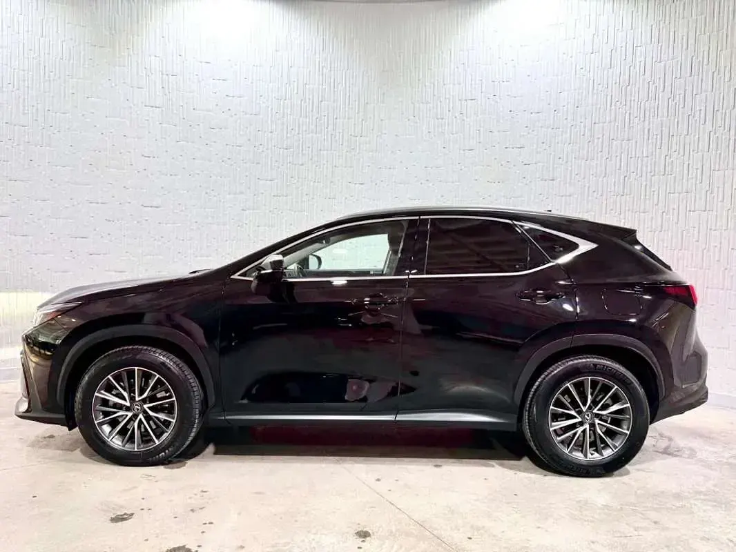 Usado Lexus NX350h Business Edition 243 CV (178 kW) 2022 Negro SUV