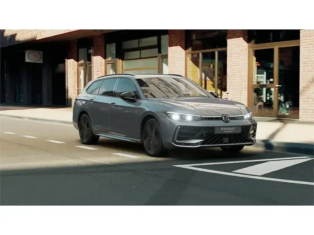 Nowe VW Passat R-line 272 KM (200 kW) 2025 Szary Kombi