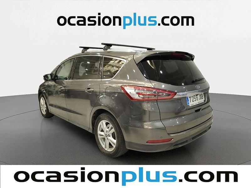 Usado Ford S-MAX Titanium 150 CV (110 kW) 2017 Gris Monovolumen