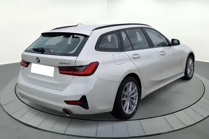 Usado BMW 320 190 CV (139 kW) 2019 Blanco Familiar