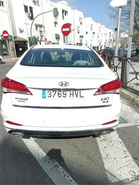 Usado Hyundai i40 115 CV (84 kW) 2014 Blanco Berlina