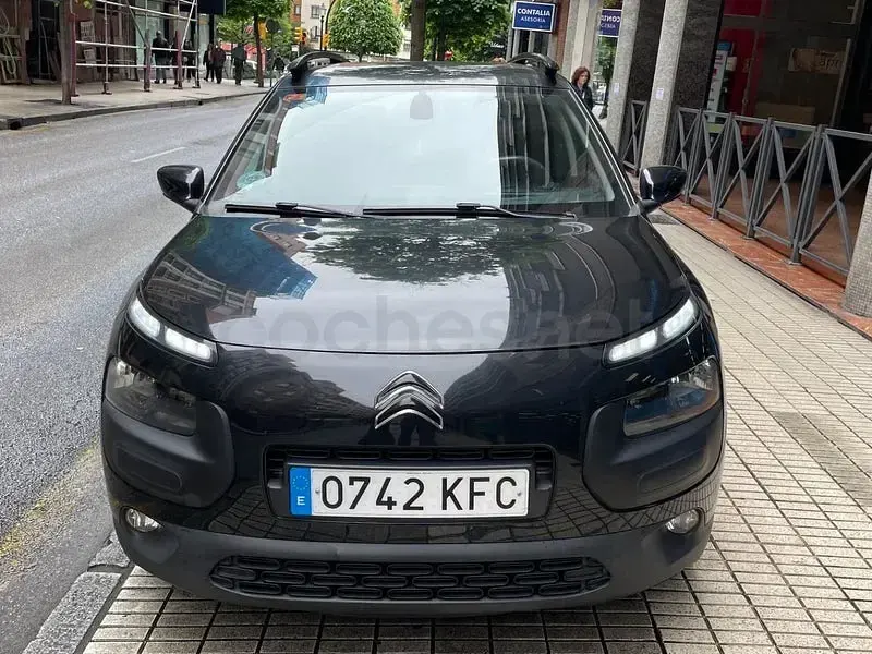 Usado Citroën C4 Shine 100 CV (73 kW) 2017 Negro Berlina