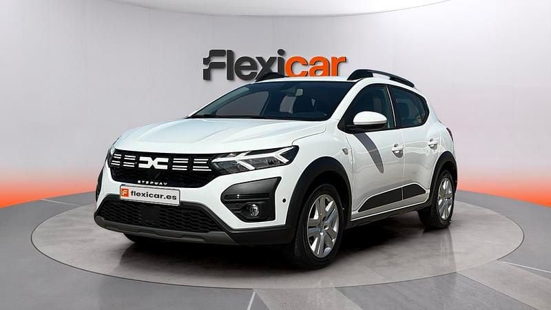 Usado Dacia Sandero Essentiel 101 CV (74 kW) 2024 Blanco Berlina