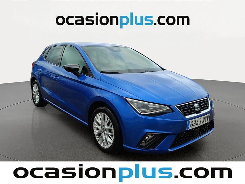 Usado Seat Ibiza FR 115 CV (84 kW) 2025 Azul Utilitario