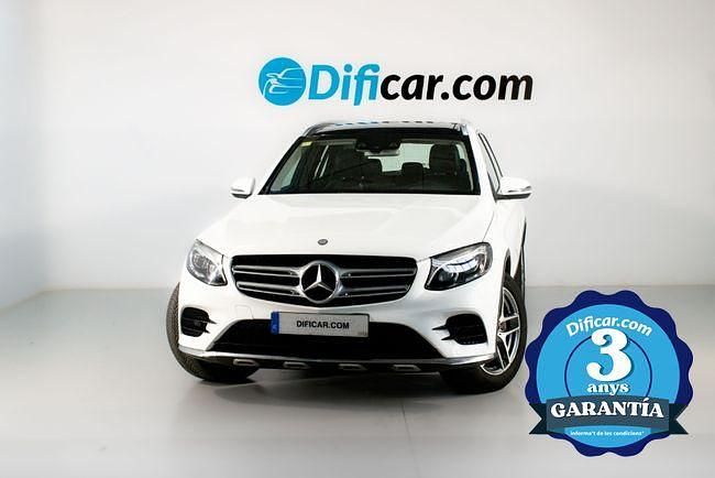 Usado Mercedes GLC220 AMG line 171 CV (125 kW) 2015 Blanco SUV