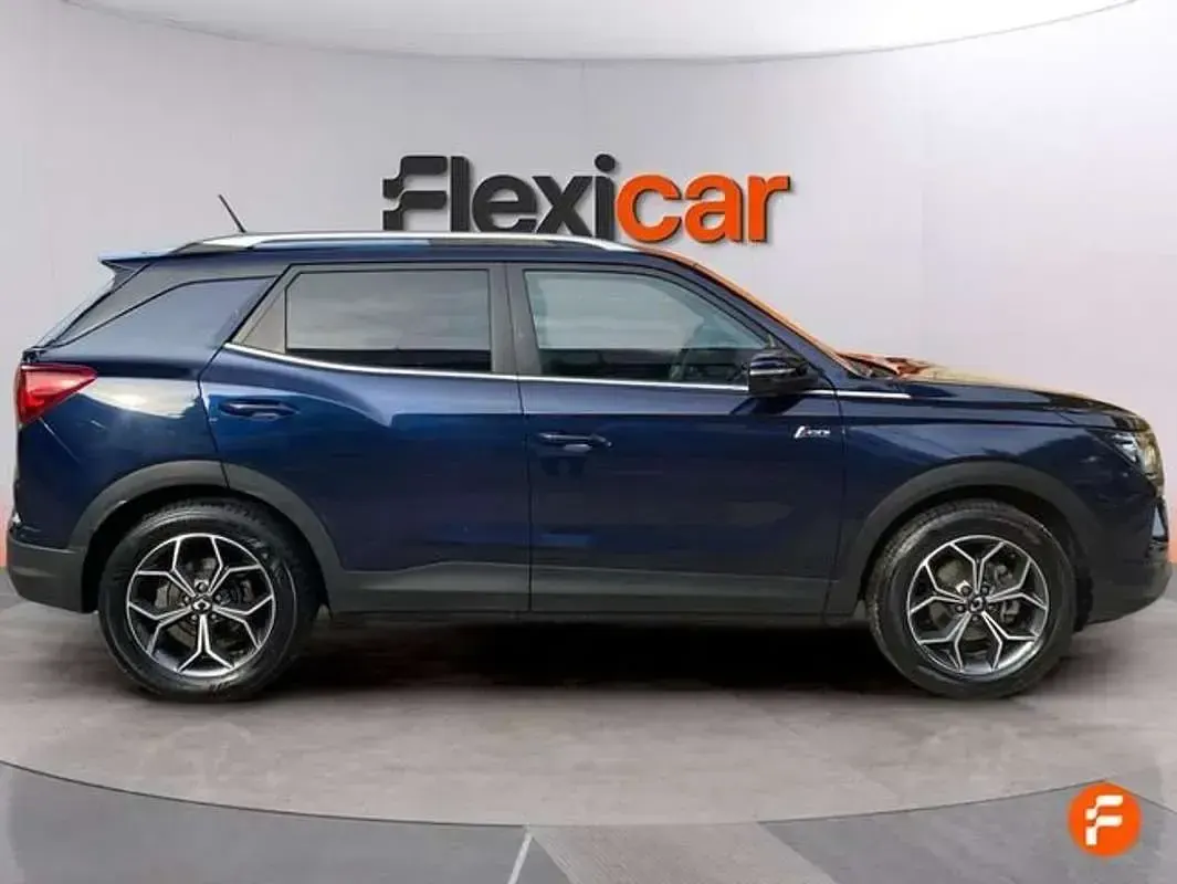 Usado SsangYong Korando 149 CV (109 kW) 2024 Azul SUV