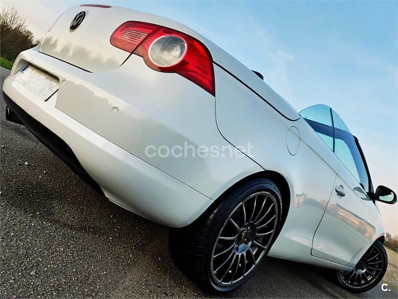 Usado VW Eos Individual 200 CV (147 kW) 2006 Blanco Descapotable