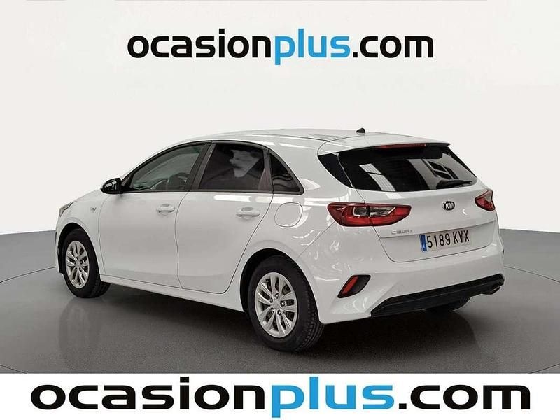 Używany Kia Ceed 120 KM (88 kW) 2019 Biały Hatchback