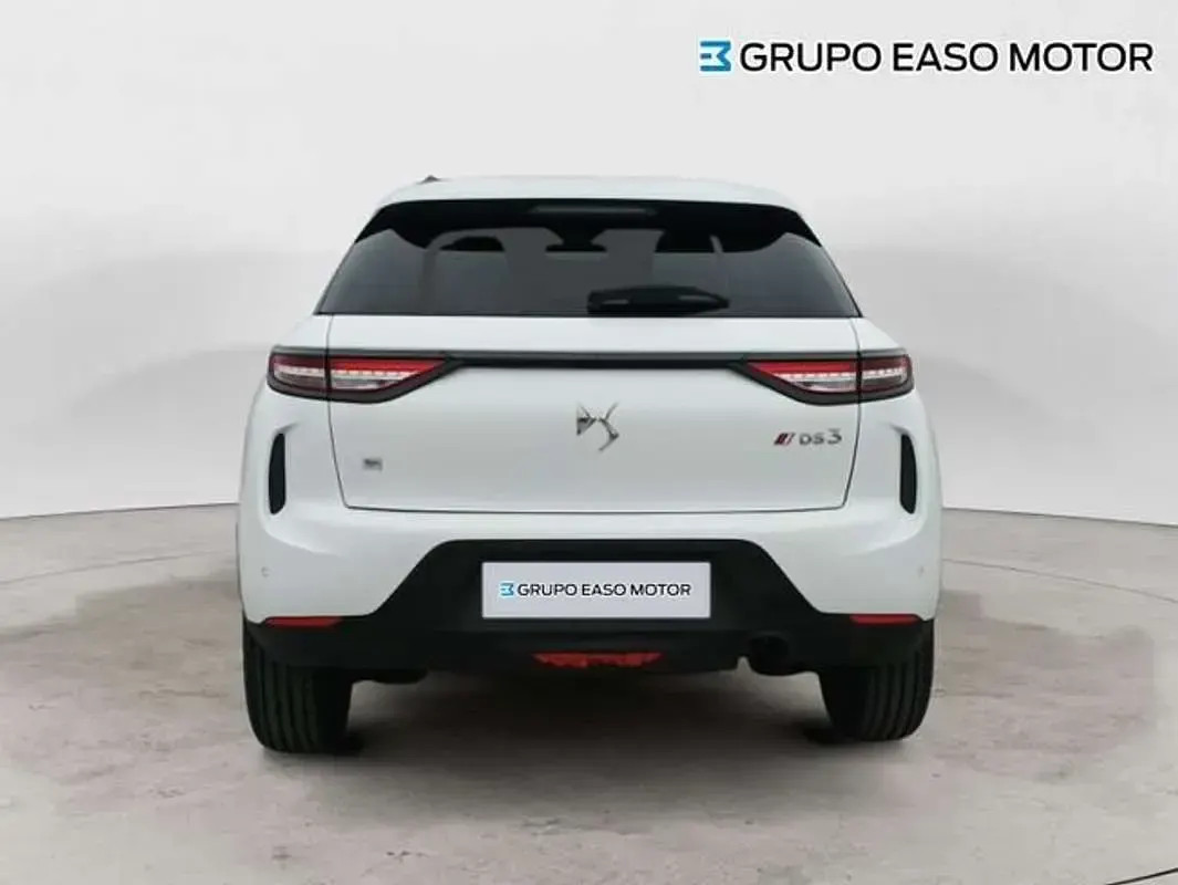 Usado DS Automobiles DS3 Crossback Performance 101 CV (74 kW) 2021 Blanco SUV