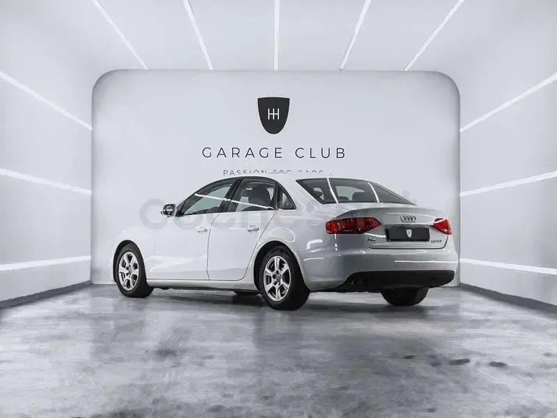 Usado Audi A4 Business 140 CV (102 kW) 2010 Blanco Berlina