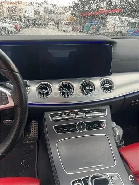 Usado Mercedes E220 194 CV (142 kW) 2017 Blanco Coupe