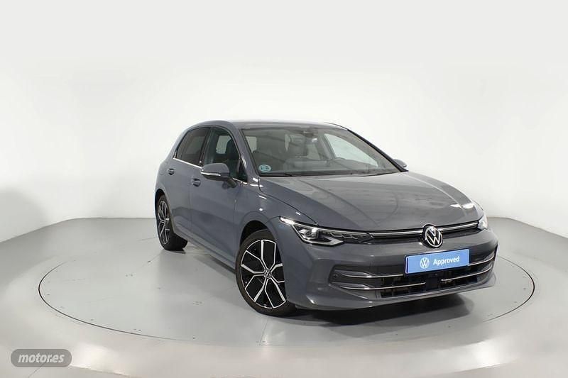 Gris Usado 2024 VW Golf VIII | 31.800 € (Precio justo) - Imagen 1/4