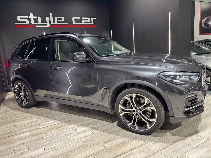 Usado BMW X5 Comfort Edition 394 CV (289 kW) 2021 Gris / plata SUV
