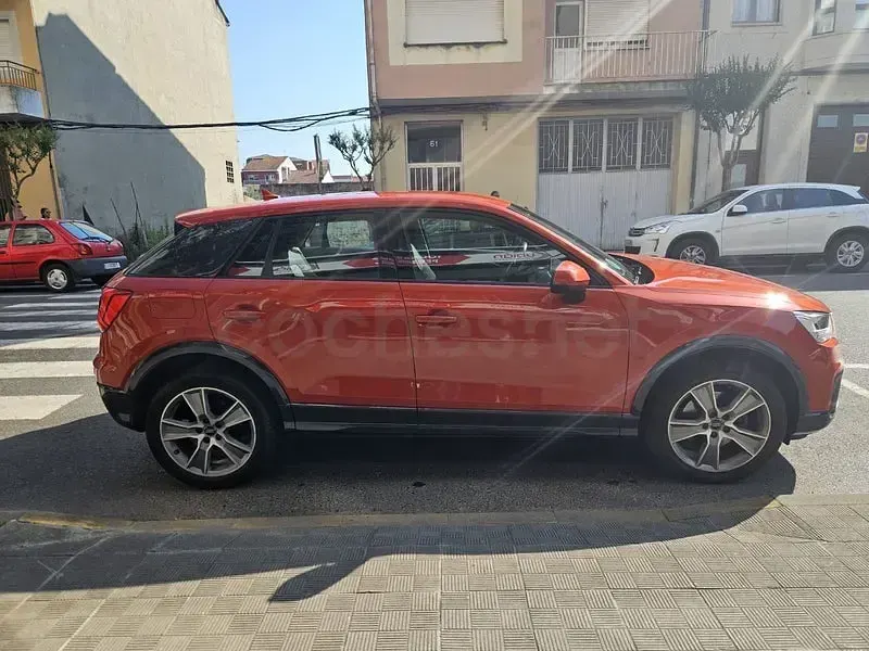 Usado Audi Q2 Advanced Plus 116 CV (85 kW) 2018 Naranja SUV