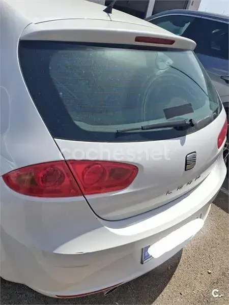 Usado Seat Leon Copa 105 CV (77 kW) 2011 Blanco Utilitario