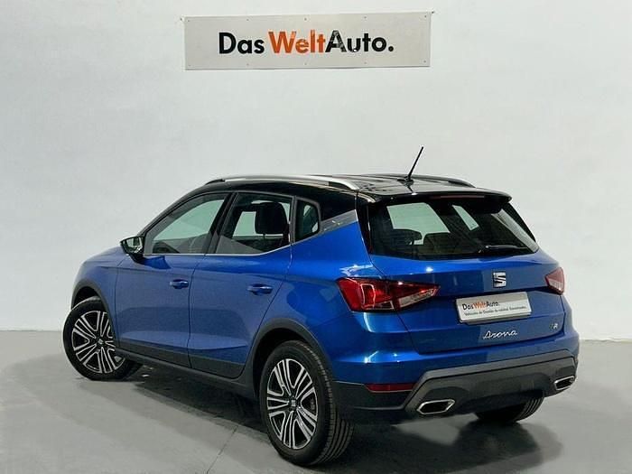 Azul Usado 2024 Seat Arona FR SUV | 19.900 € (Precio justo) - Imagen 1/4