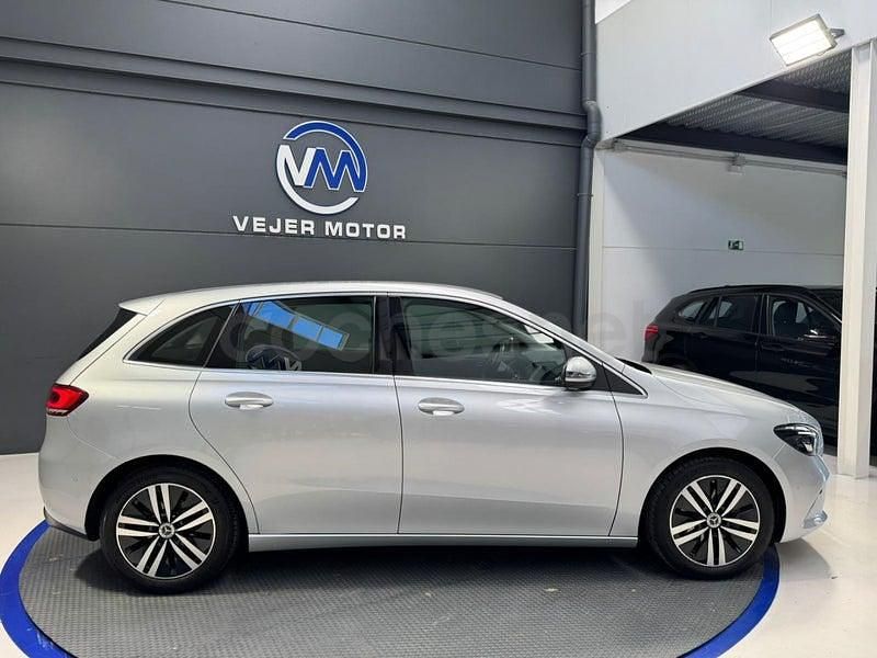 Occasion Mercedes B180 136 PK (100 kW) 2020 Grijs MPV