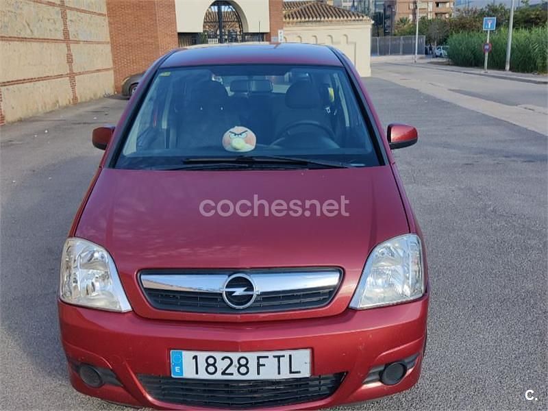 Rojo Usado 2007 Opel Meriva Cosmo Monovolumen | 3000 € (Buen precio) - Imagen 1/4