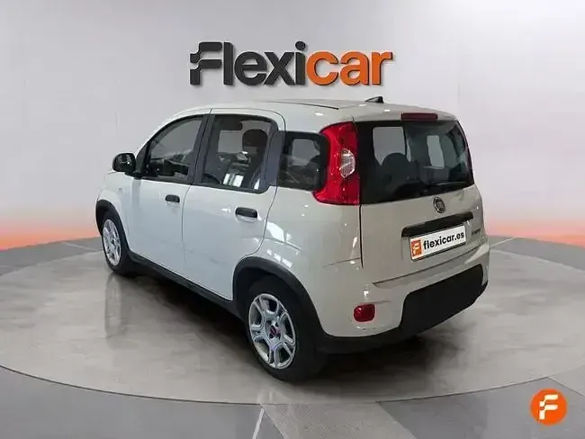 Usado Fiat Panda 70 CV (51 kW) 2024 Blanco Utilitario