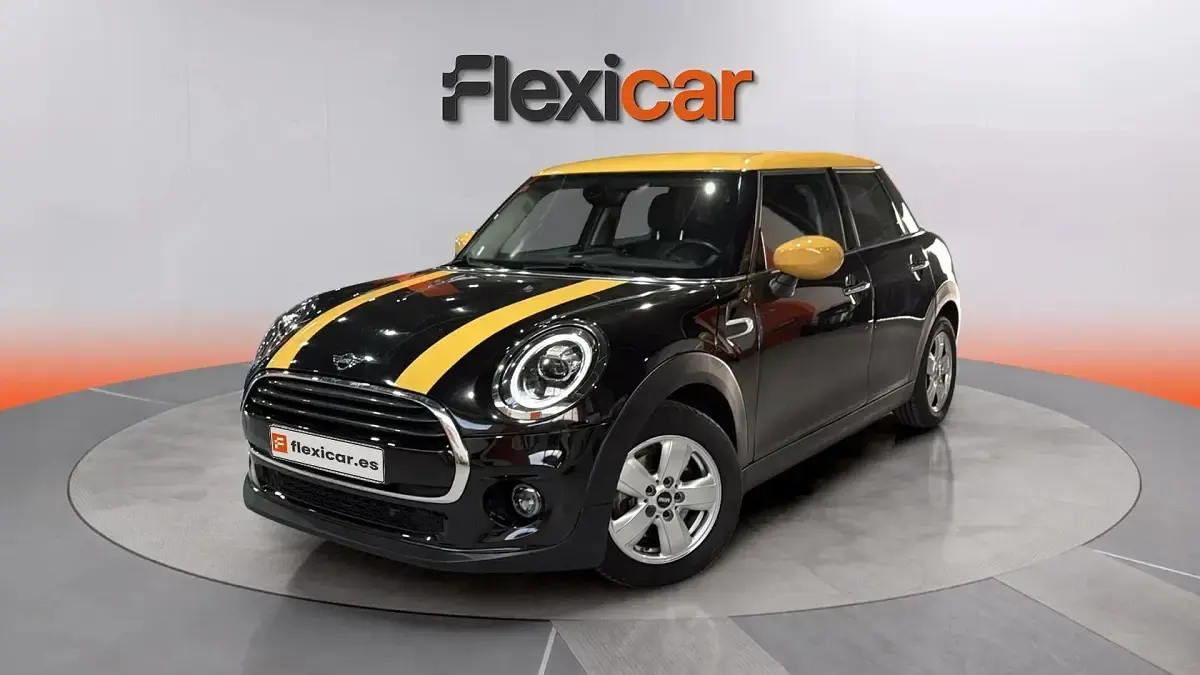 Usado Mini Cooper 136 CV (100 kW) 2020 Negro Utilitario