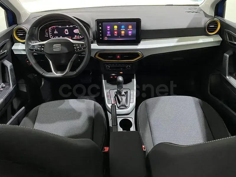 Usado Seat Arona Style 110 CV (80 kW) 2024 Azul SUV